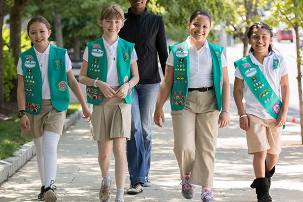 GIRL SCOUTS: WOMEN OF DISTINCTION