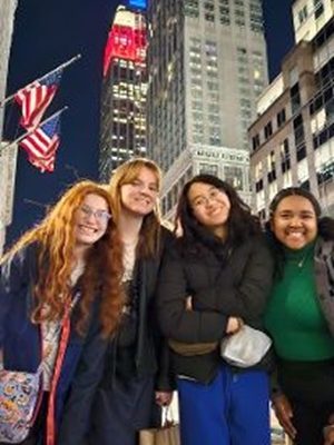 LOCAL GIRL SCOUTS – NEW YORK CITY – UNITED NATIONS COMMISSION
