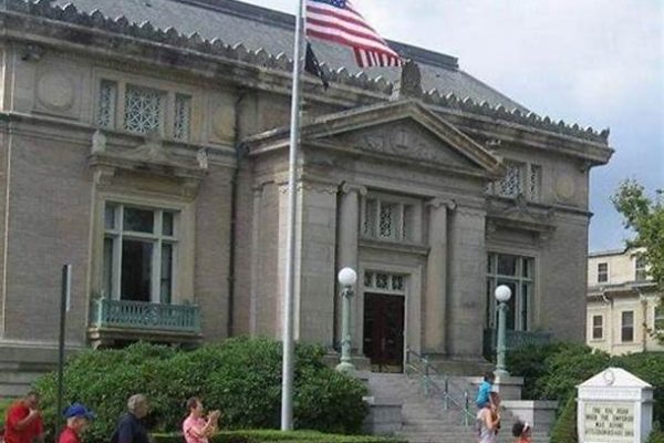 ATTLEBORO PUBLIC LIBRARY:  HISTORY – HELICOPTERS – GLIDERS