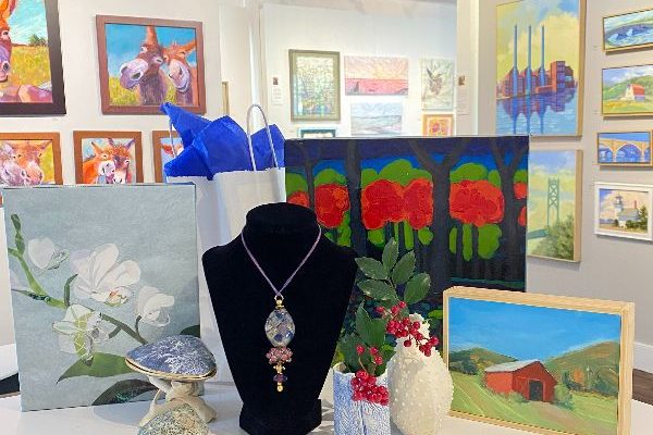 TIVERTON, RHODE ISLAND