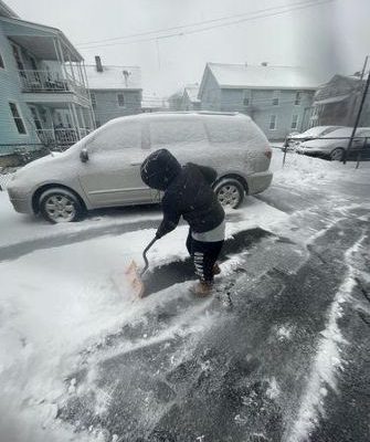 YOUTH TO SENIOR SHOVELING PROGRAM