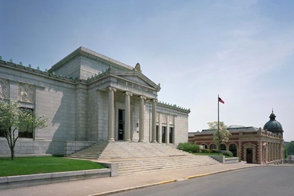 PAWTUCKET PUBLIC LIBRARY