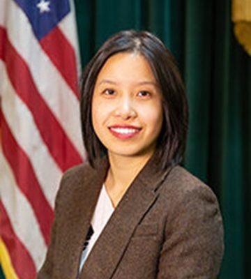 MANAGED RETREAT WITH RHODE ISLAND SHORELINE