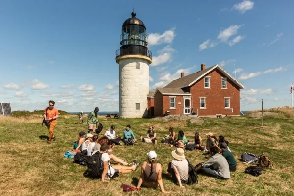 COLLEGES NEED AN EXPERIENTIAL LEARNING REVOLUTION