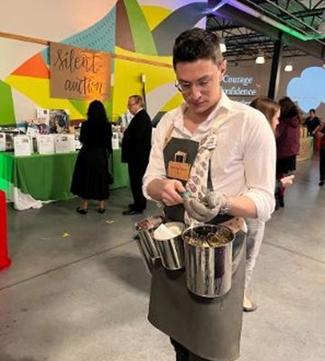 COOKIES – COCKTAILS – OYSTERS