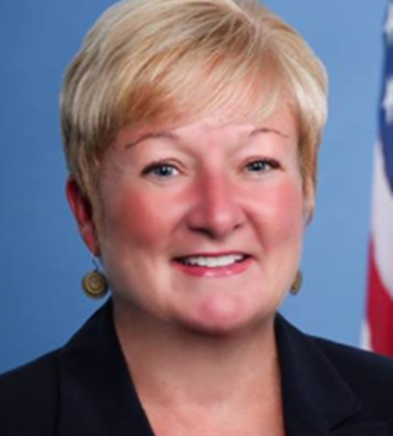 RI GOVERNOR  DAN MC KEE NO FRIEND OF RIPTA